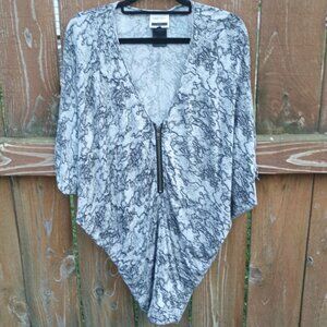 Under.Ligne by Doo.Ri Top Sz. XS
